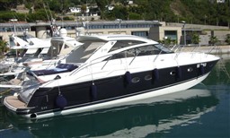 Princess Yachts V 48