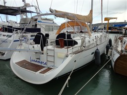 Beneteau Oceanis 523