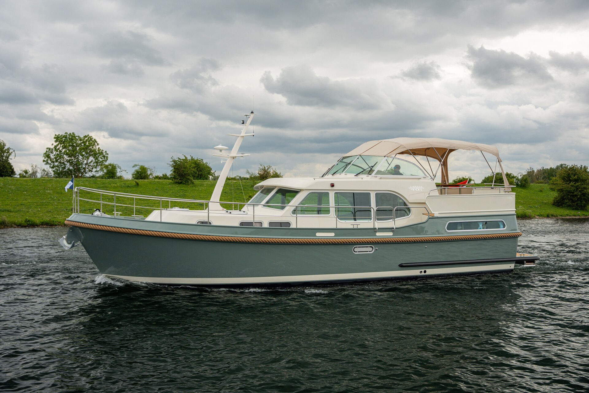 Grand Sturdy 40.1 AC 