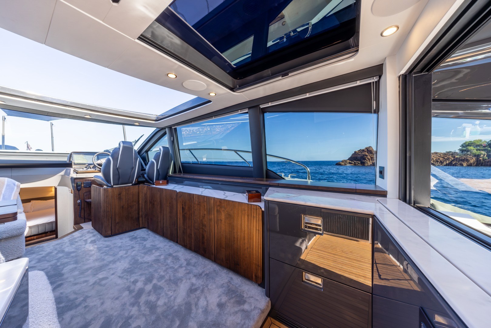 Fairline Targa 58 GTO specs image