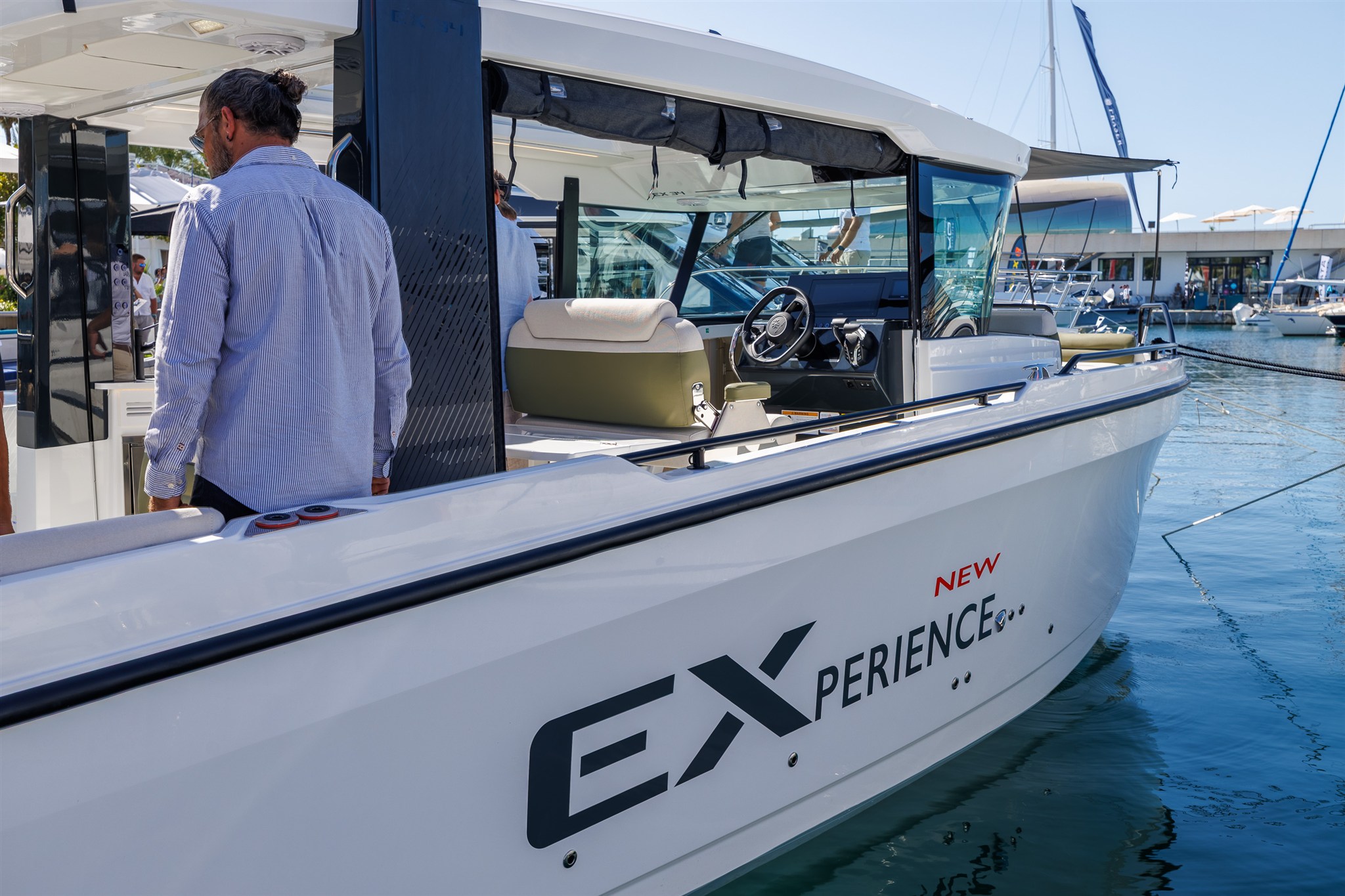 Jeanneau EX 34 Hardtop specs image