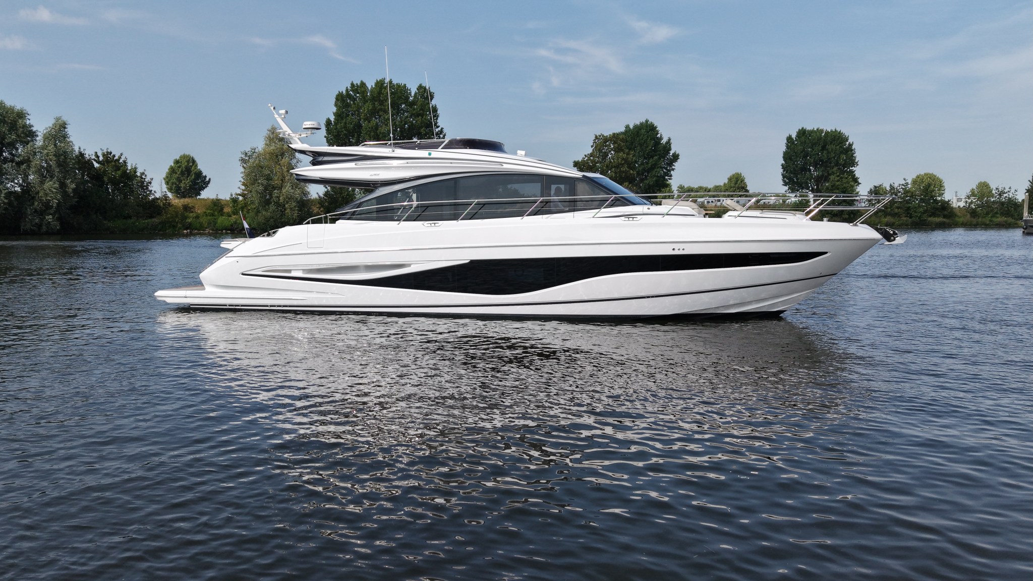 Header image of the Princess S65