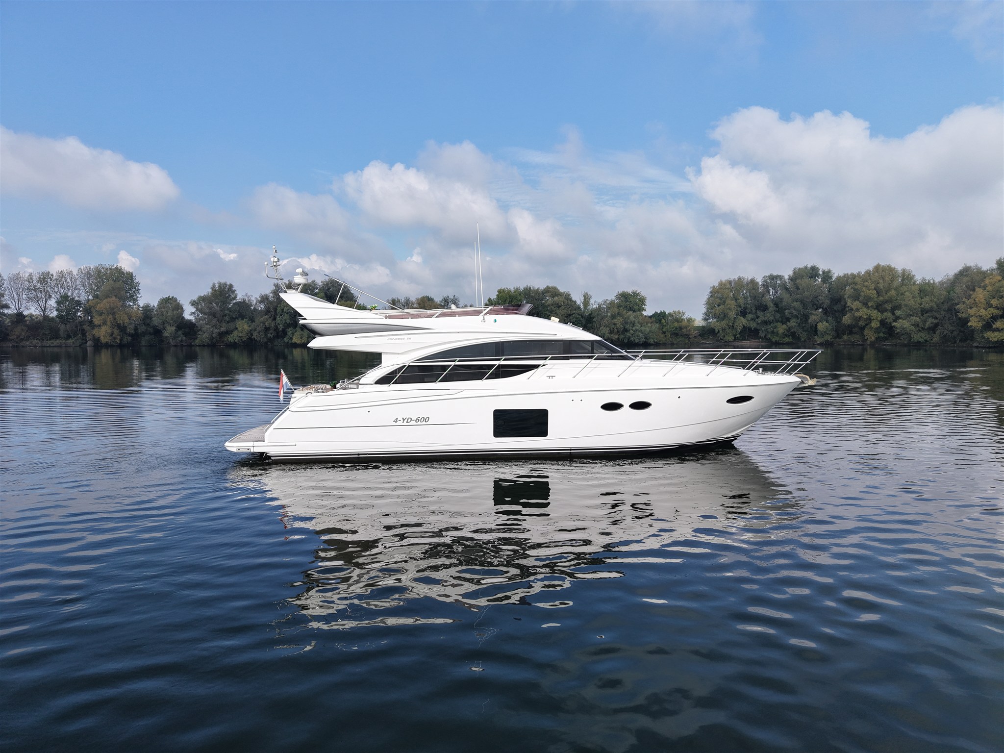 Hoofdafbeelding van de Princess 56
